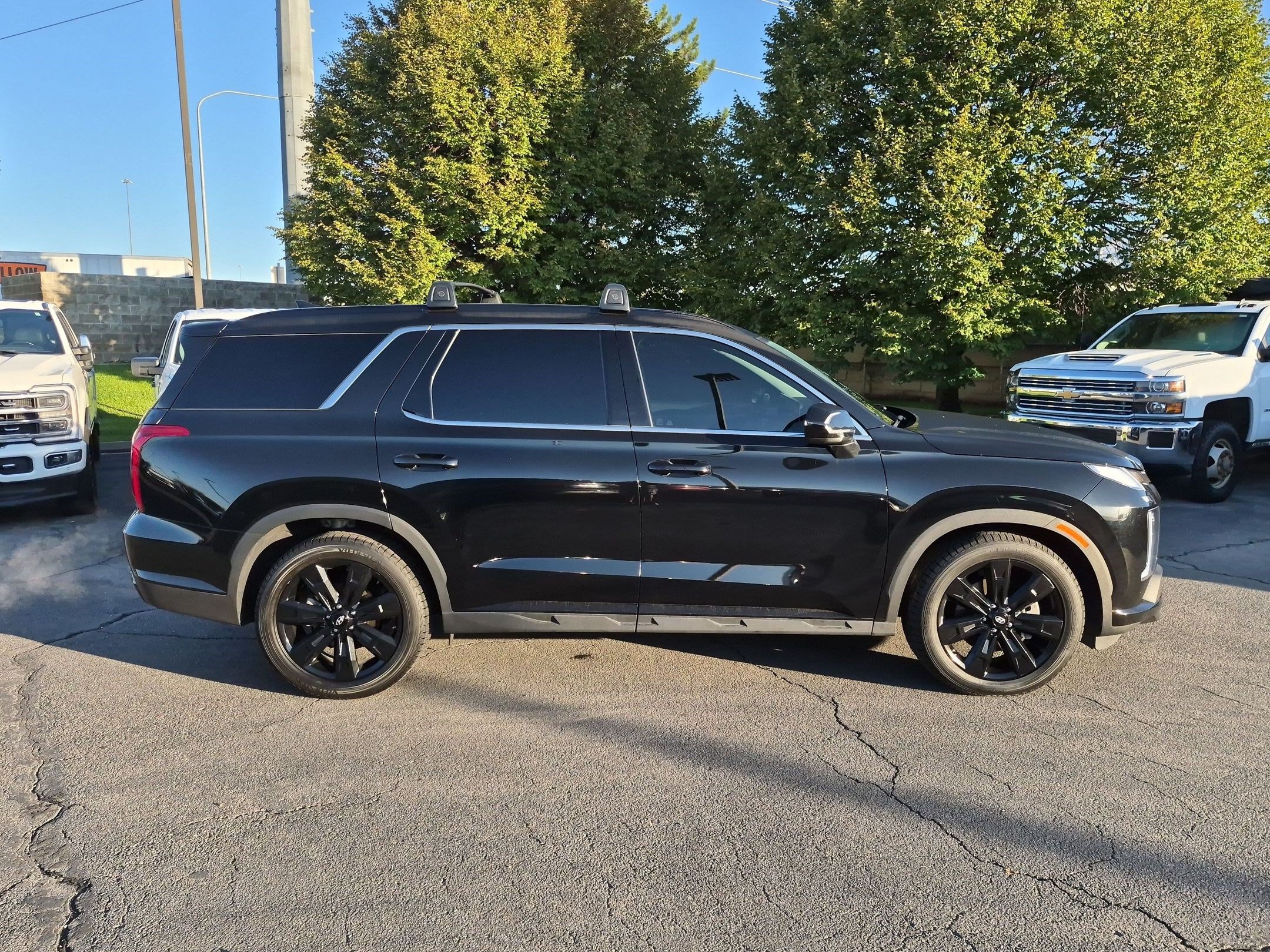Used 2024 Hyundai Palisade XRT AWD/4WD image 2