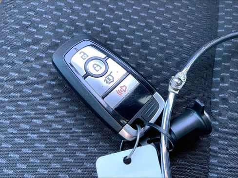 Used 2024 Ford Escape ST-Line w/ Tech Pack #1 FWD image 10
