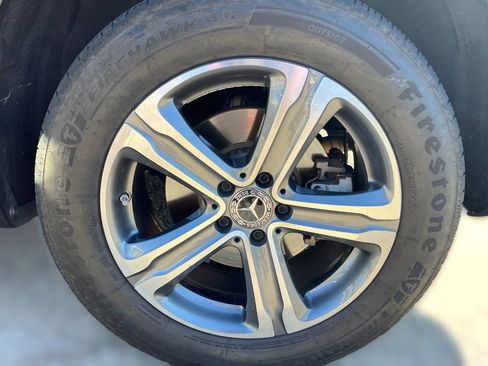 Used 2019 Mercedes-Benz GLC 350e 4MATIC image 6