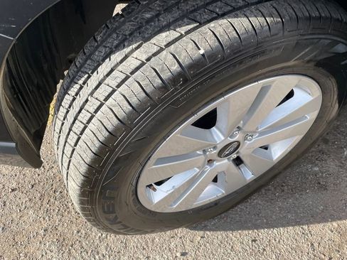 Used 2019 Subaru Outback 2.5i Premium image 23