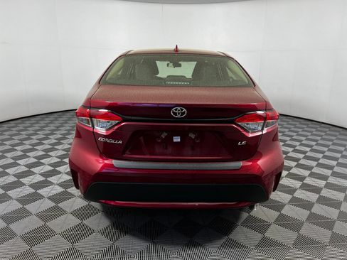 Used 2025 Toyota Corolla LE FWD image 6
