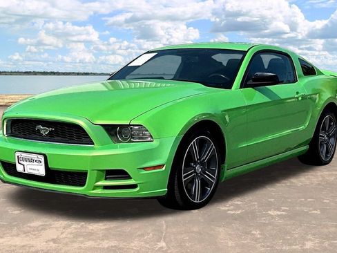 Used 2014 Ford Mustang Premium w/ V6 Performance Package RWD image 4