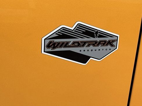 Used 2022 Ford Bronco Wildtrak image 12