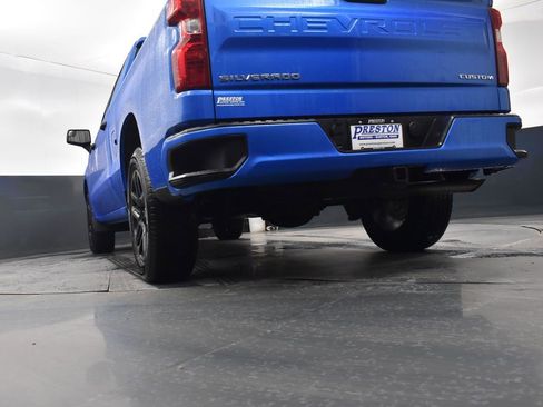 Used 2025 Chevrolet Silverado 1500 Custom image 26