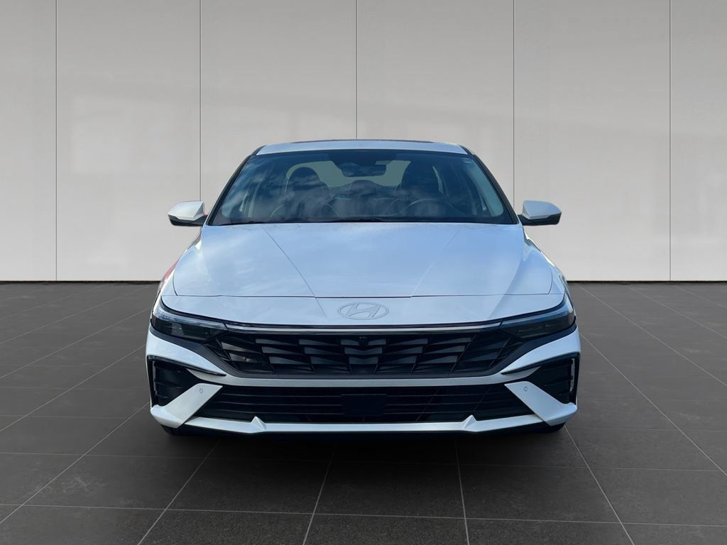 Used 2024 Hyundai Elantra Limited FWD image 8