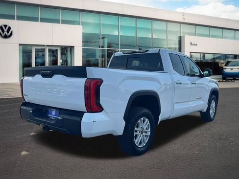 Used 2022 Toyota Tundra SR5 w/ SR5 Premium Package AWD/4WD image 5
