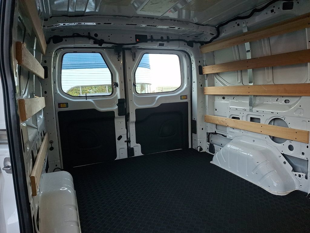 Used 2025 Ford Transit 250 Low Roof w/ Exterior Upgrade Package RWD image 9