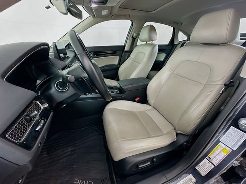 Used 2023 Honda Civic Touring image 13