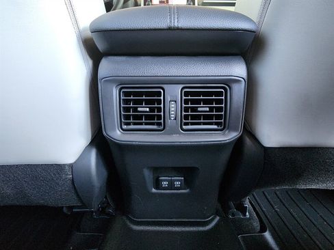 Used 2019 Toyota RAV4 Limited w/ Cold Weather Package FWD image 75
