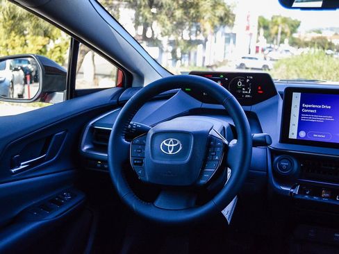 New 2026 Toyota Prius XLE FWD image 16