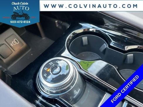 Certified 2025 Ford Explorer Platinum w/ LUX Leather Package image 28