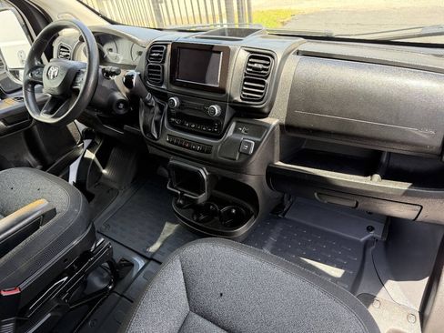 Used 2023 RAM ProMaster 2500 FWD image 19