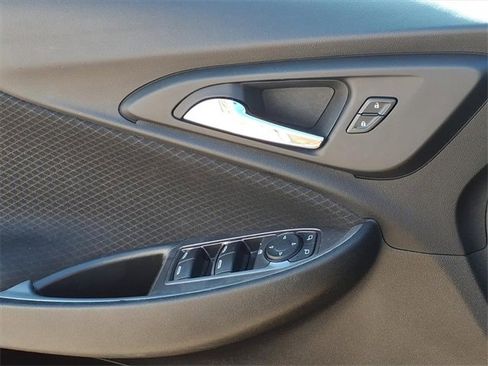 Used 2024 Chevrolet Malibu LT image 35