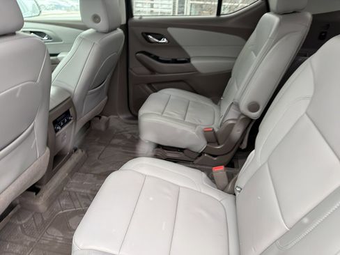 Used 2020 Chevrolet Traverse LT w/ LPO, Floor Liner Package image 16
