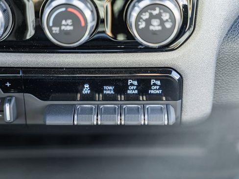 New 2026 RAM 2500 Tradesman w/ Chrome Appearance Group image 24