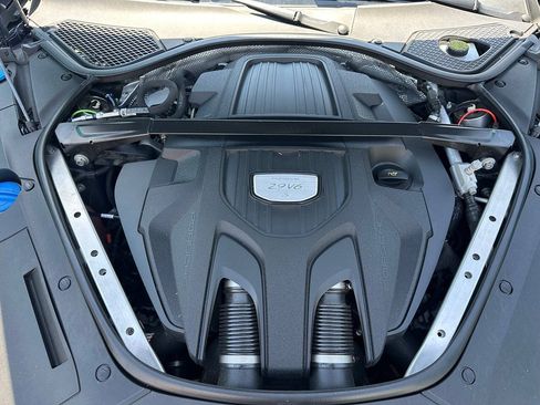 Used 2018 Porsche Panamera 4S AWD/4WD image 23