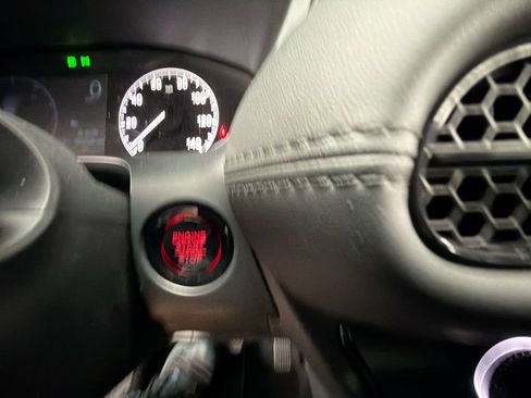 Certified 2026 Honda HR-V LX image 16