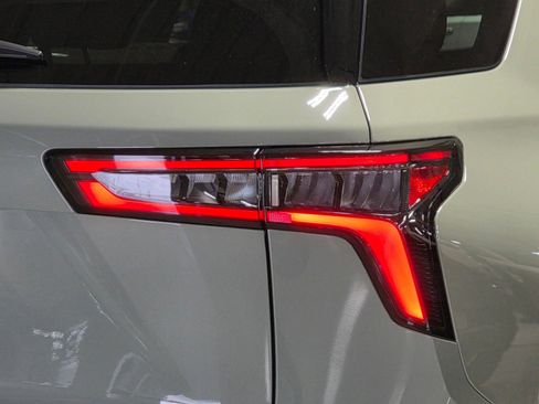 New 2026 Chevrolet Equinox LT image 12