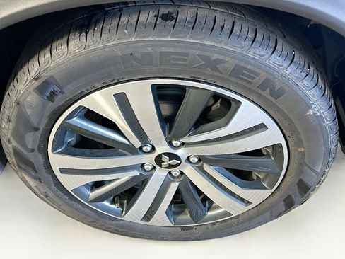 Used 2024 Mitsubishi Outlander Sport AWD image 11
