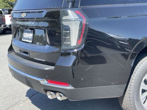 New 2026 Chevrolet Suburban Premier w/ Sun And Tow Package AWD/4WD image 10