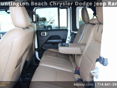 Used 2021 Jeep Wrangler Unlimited Sahara w/ Cold Weather Group image 45