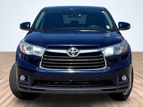 Used 2015 Toyota Highlander Plus AWD/4WD image 3