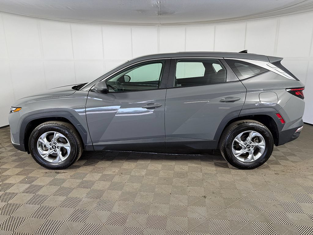 Used 2024 Hyundai Tucson SE AWD/4WD image 11