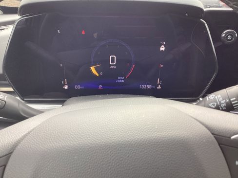 Used 2025 Chevrolet Trax ACTIV w/ Driver Confidence Package image 17