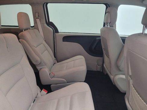 Used 2016 Dodge Grand Caravan SE w/ Quick Order Package 29E SE FWD image 19