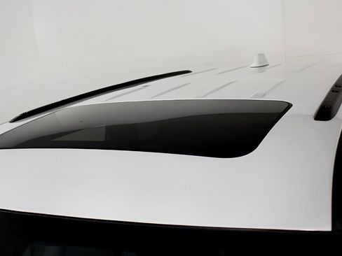 Used 2020 Jeep Grand Cherokee Altitude image 14