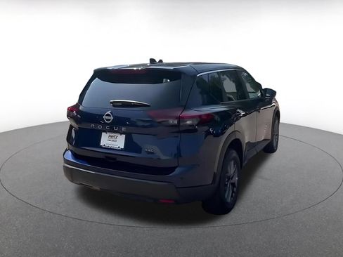 Used 2026 Nissan Rogue SV AWD/4WD image 11