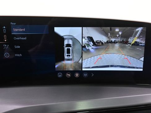 New 2027 Cadillac Vistiq Sport w/ LPO, Floor Liner Package AWD/4WD image 29
