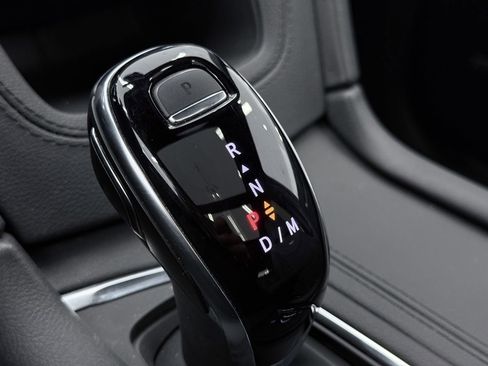 Used 2025 Cadillac XT5 Premium Luxury image 52