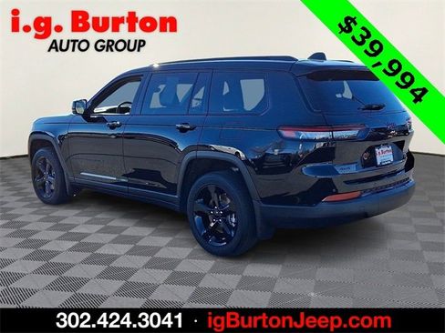 Used 2025 Jeep Grand Cherokee L Altitude image 4