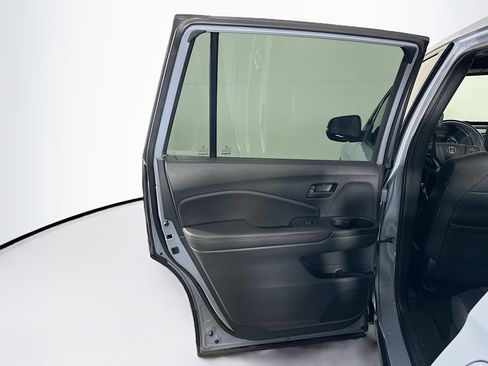 Used 2023 Honda Passport EX-L image 25