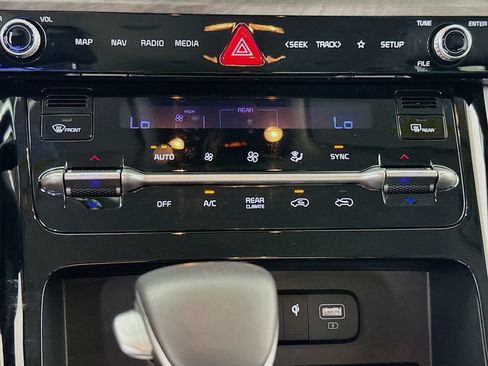 Used 2024 Kia Carnival SX FWD image 16