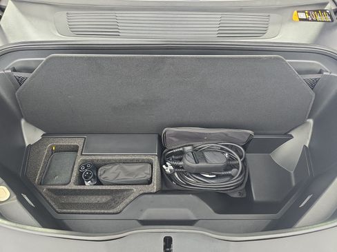 Used 2025 Rivian R1S Adventure AWD/4WD image 14