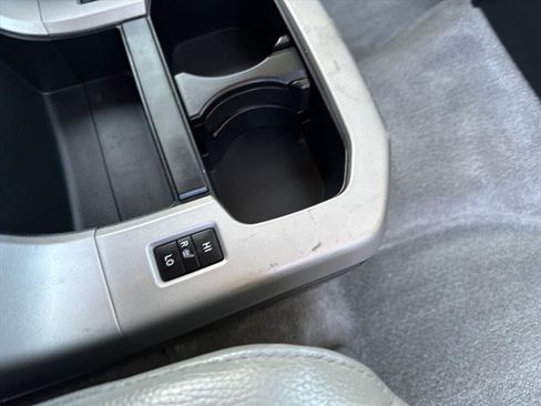 Used 2008 Toyota Sequoia Platinum image 29