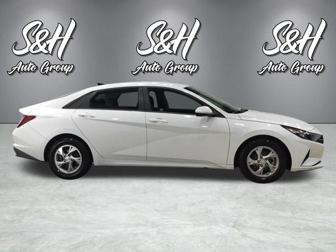 Used 2021 Hyundai Elantra SE FWD image 17