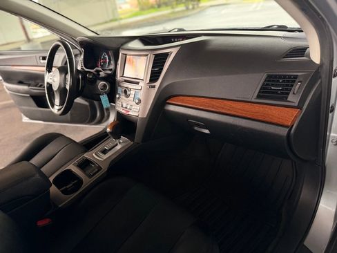 Used 2013 Subaru Outback 2.5i Limited image 50