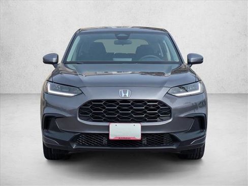 Used 2023 Honda HR-V LX image 2