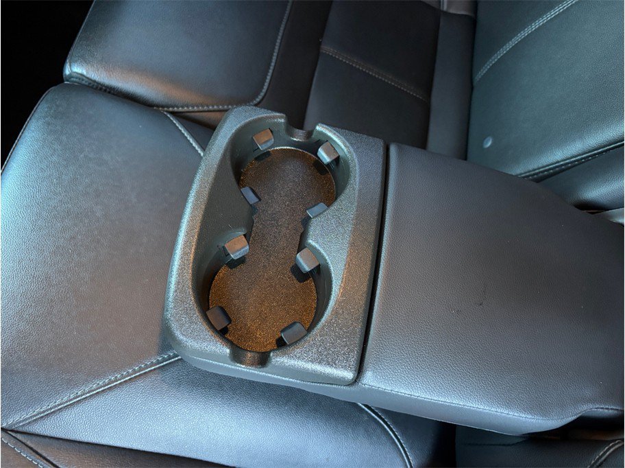Used 2015 Ford Focus Titanium w/ Titanium Cold Weather Package FWD image 33