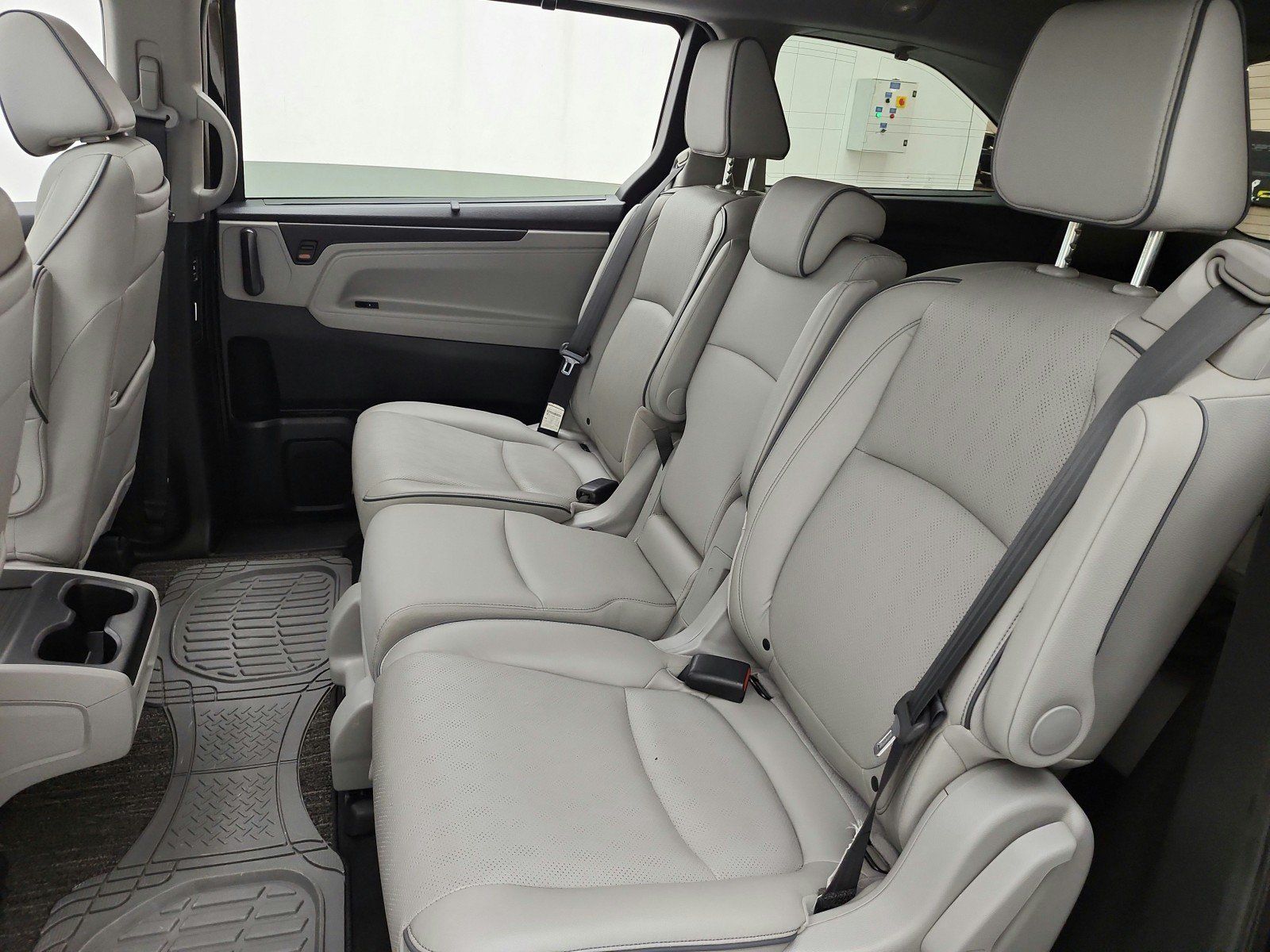 Used 2022 Honda Odyssey Elite image 13