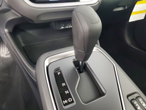 New 2025 Subaru Crosstrek 2.5i Premium image 18