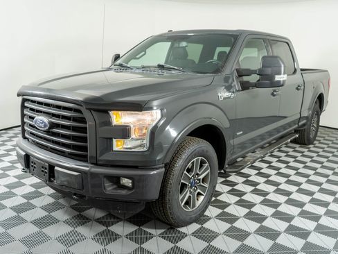 Used 2016 Ford F150 XLT w/ Equipment Group 302A Luxury image 3