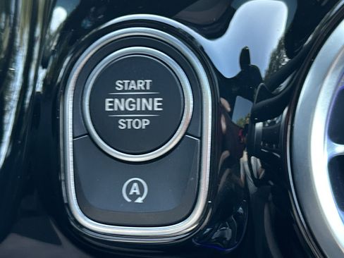 Certified 2025 Mercedes-Benz GLA 250 image 30