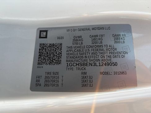 Used 2020 Chevrolet Colorado W/T w/ WT Convenience Package RWD image 19