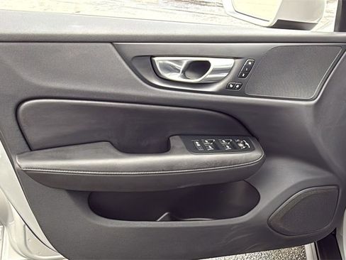 Certified 2025 Volvo V60 B5 Cross Country Plus image 13