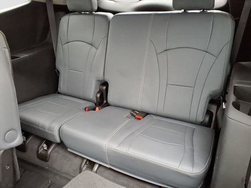 Used 2021 Buick Enclave Premium w/ Sun and Sites Package image 14