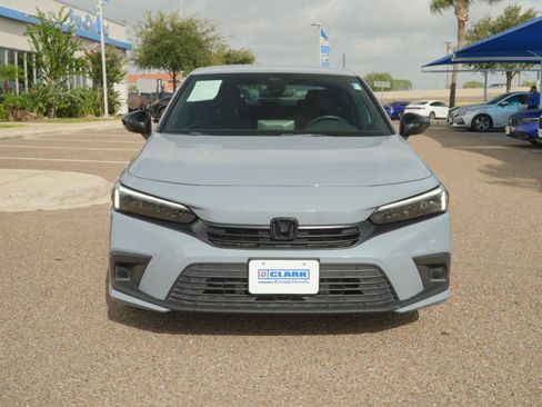 Used 2024 Honda Civic Sport image 2